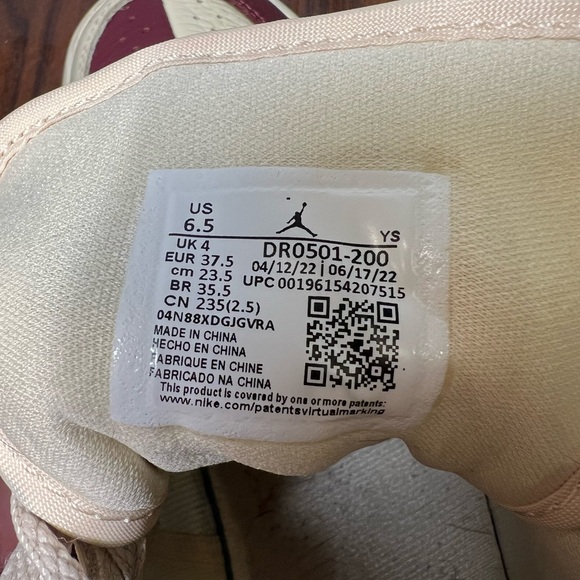 Women’s Air Jordan 1 Mid SE “Split - Beach Cherrywood”    2022 - Picture 9 of 9